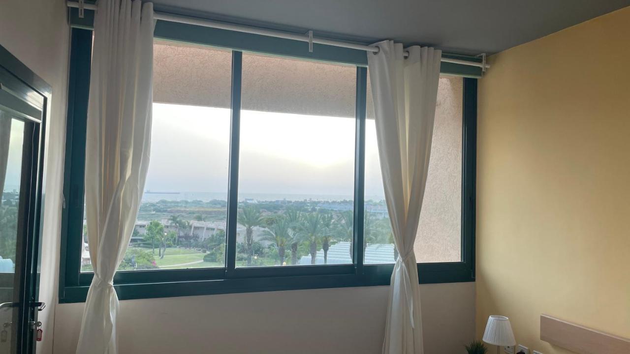 קיסריה נאות גולף- Oren Apartment Екстериор снимка